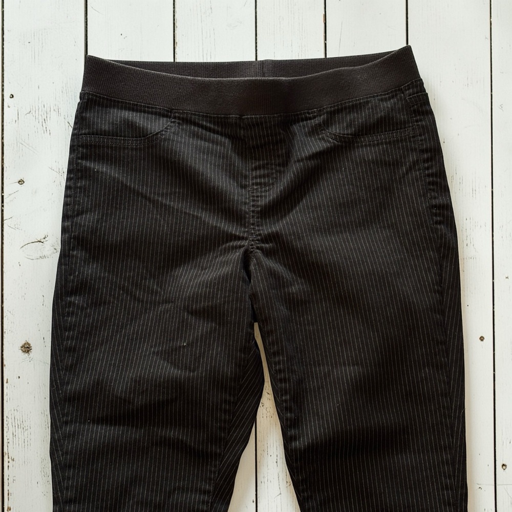 No Boundaries Black Pinstripe Skinny Pants Size L 11/13 Pull-On Stretch Career W - Picture 10 of 10
